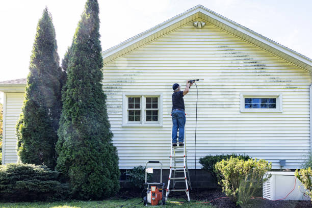 Pressure Washing Contractors in Greentown, IN